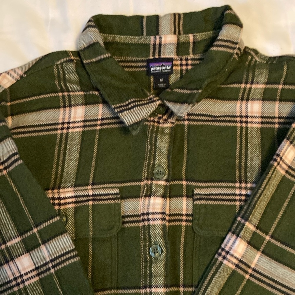 EUC Patagonia Flannel, size 8